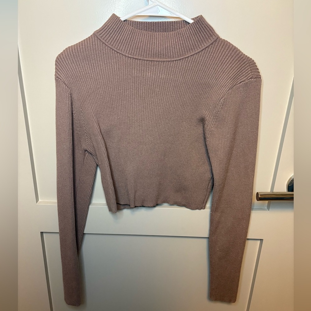 Women's Ribbed Mock Neck Sweater - Mauve